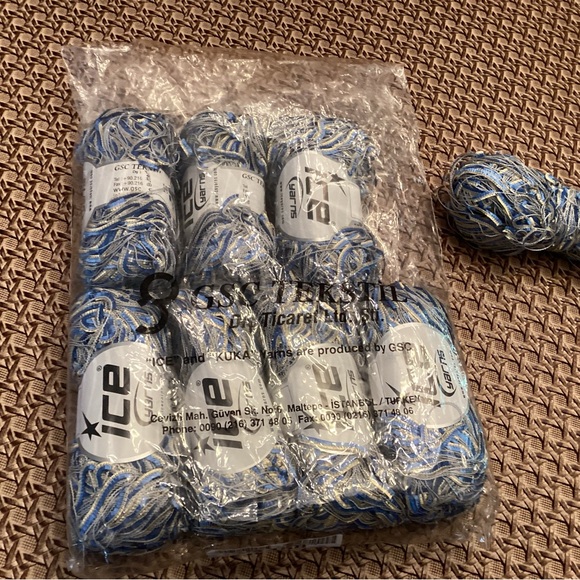 Ice Multi-Blue Loop Ribbon Yarn Pack - Picture 2 of 4